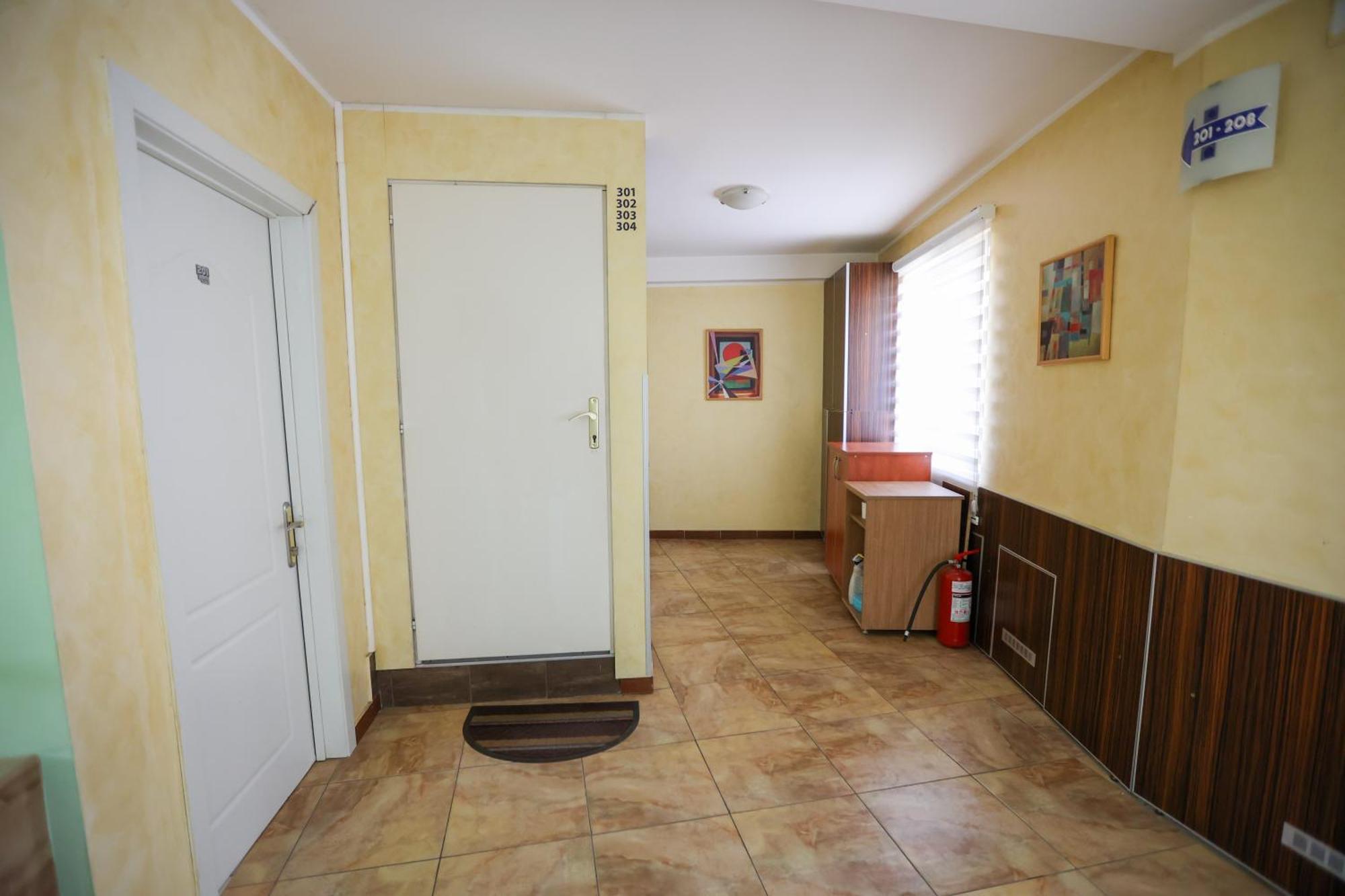 Отель Marex Centar Jabuka Экстерьер фото