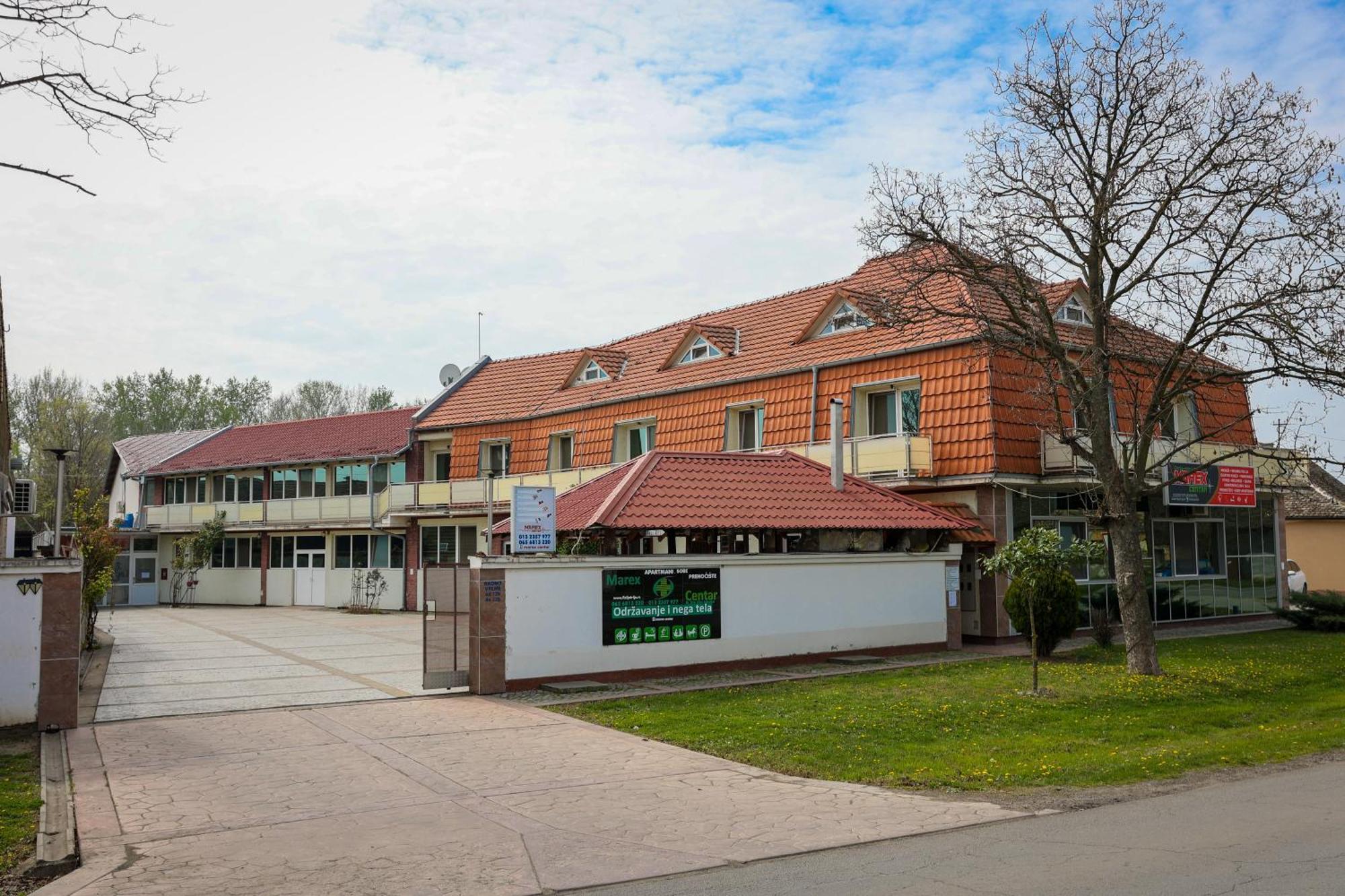 Отель Marex Centar Jabuka Экстерьер фото