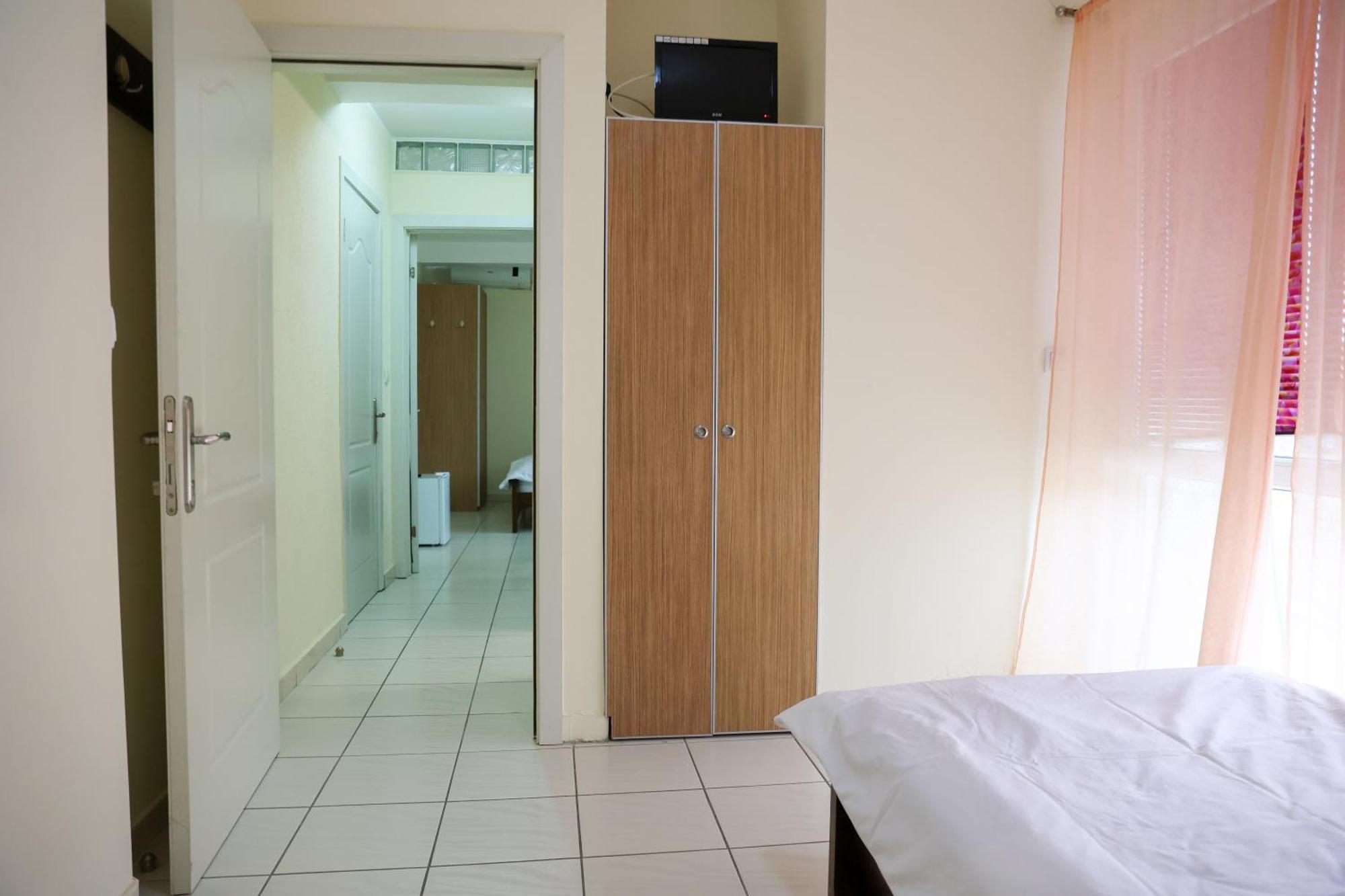Отель Marex Centar Jabuka Экстерьер фото